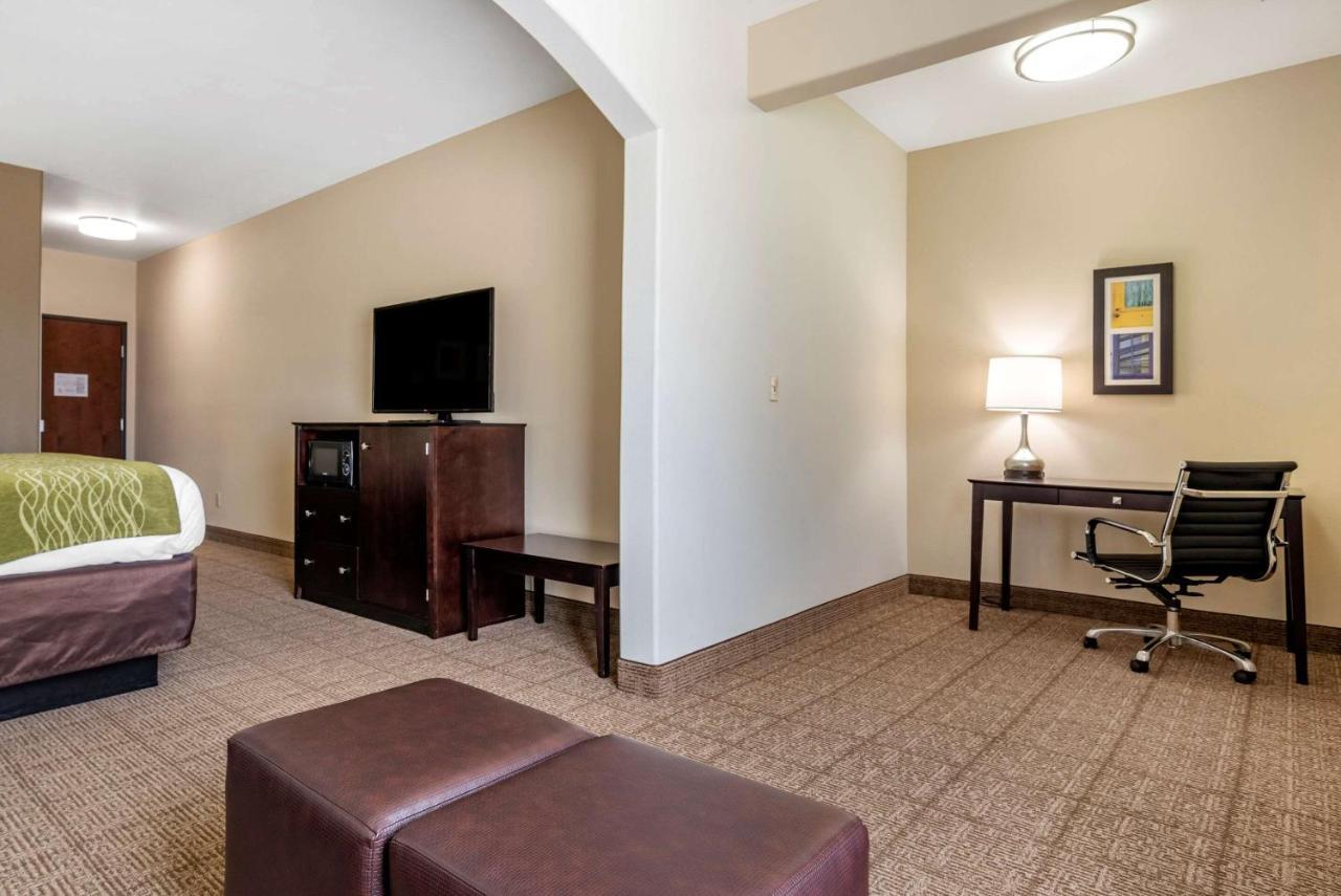 Comfort Inn & Suites Scott-West Lafayette Екстер'єр фото