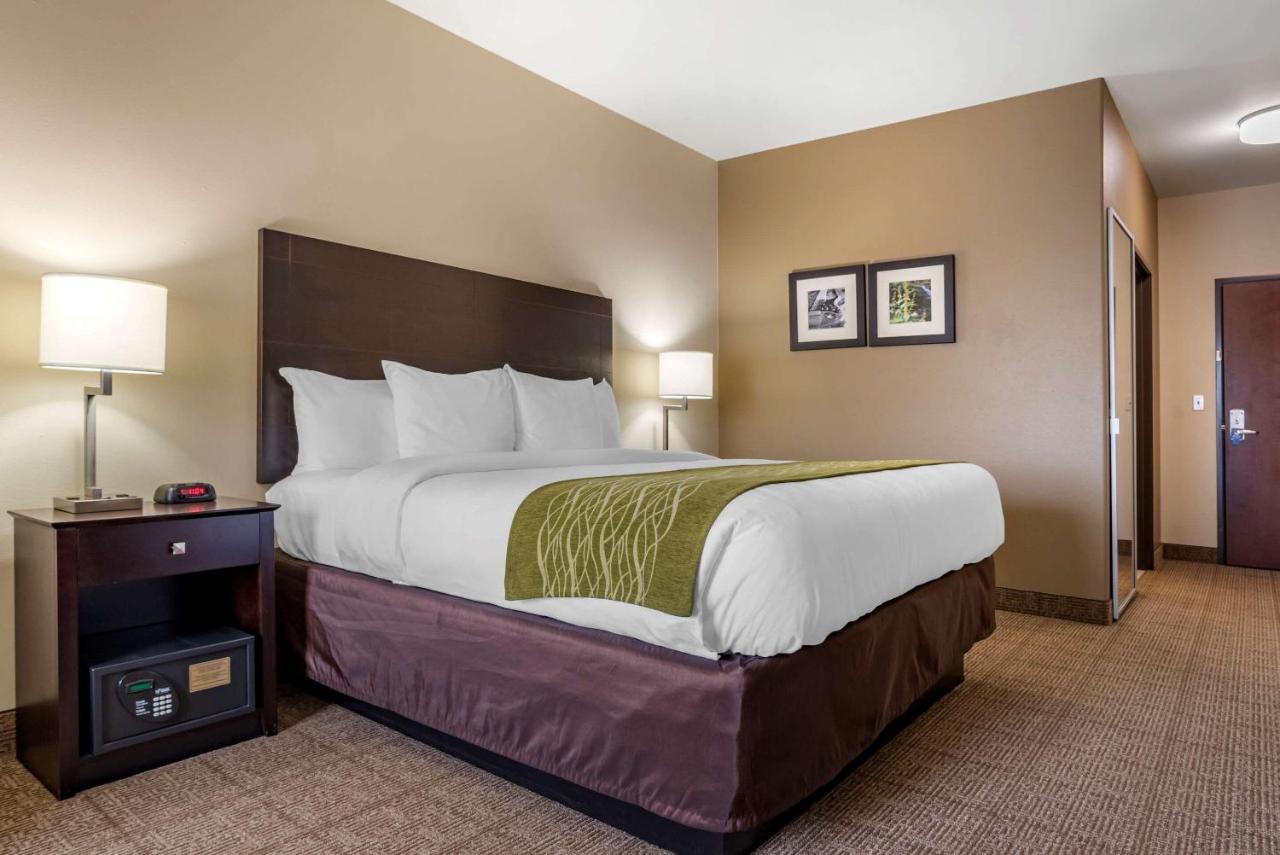 Comfort Inn & Suites Scott-West Lafayette Екстер'єр фото