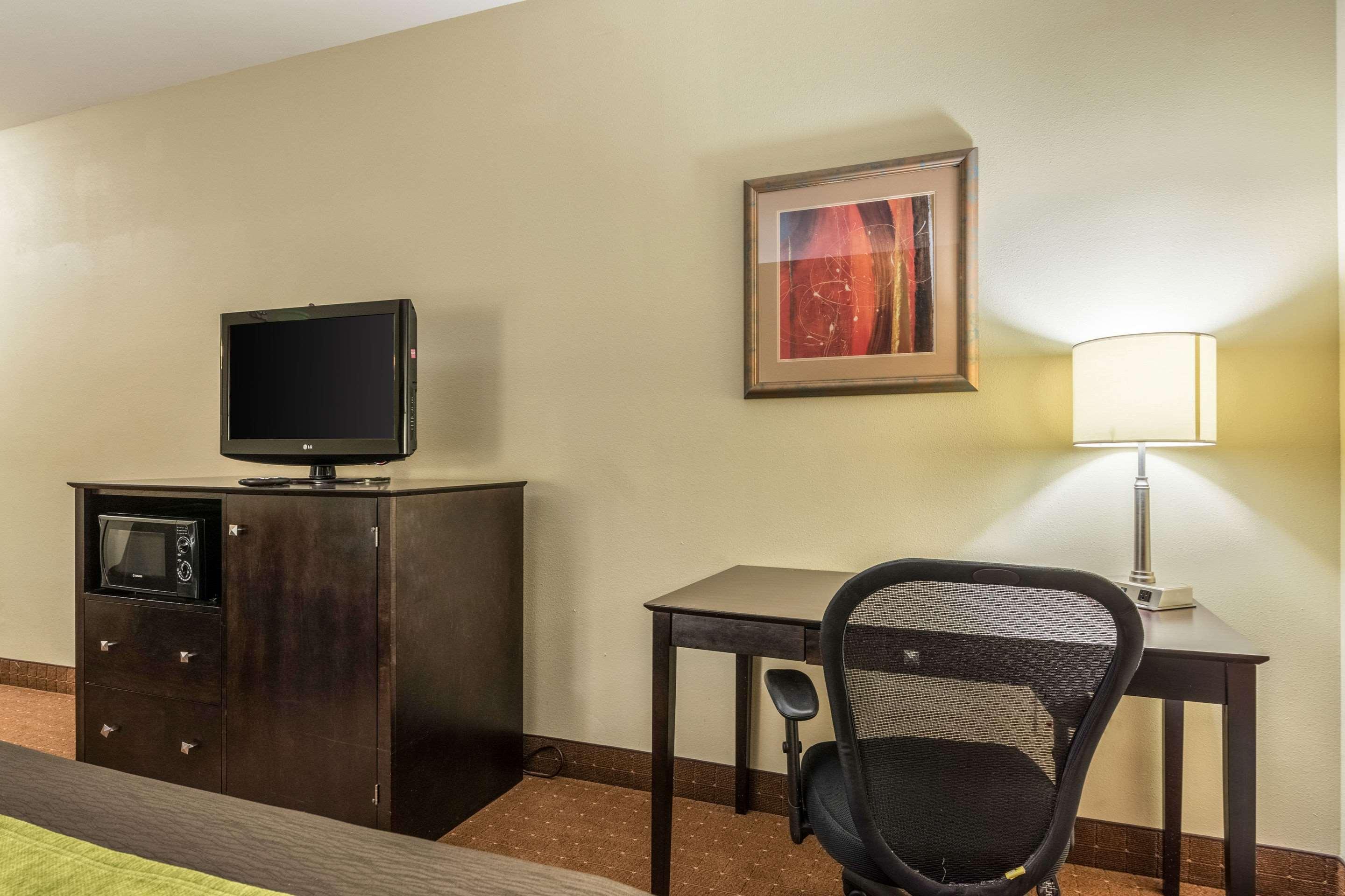 Comfort Inn & Suites Scott-West Lafayette Екстер'єр фото