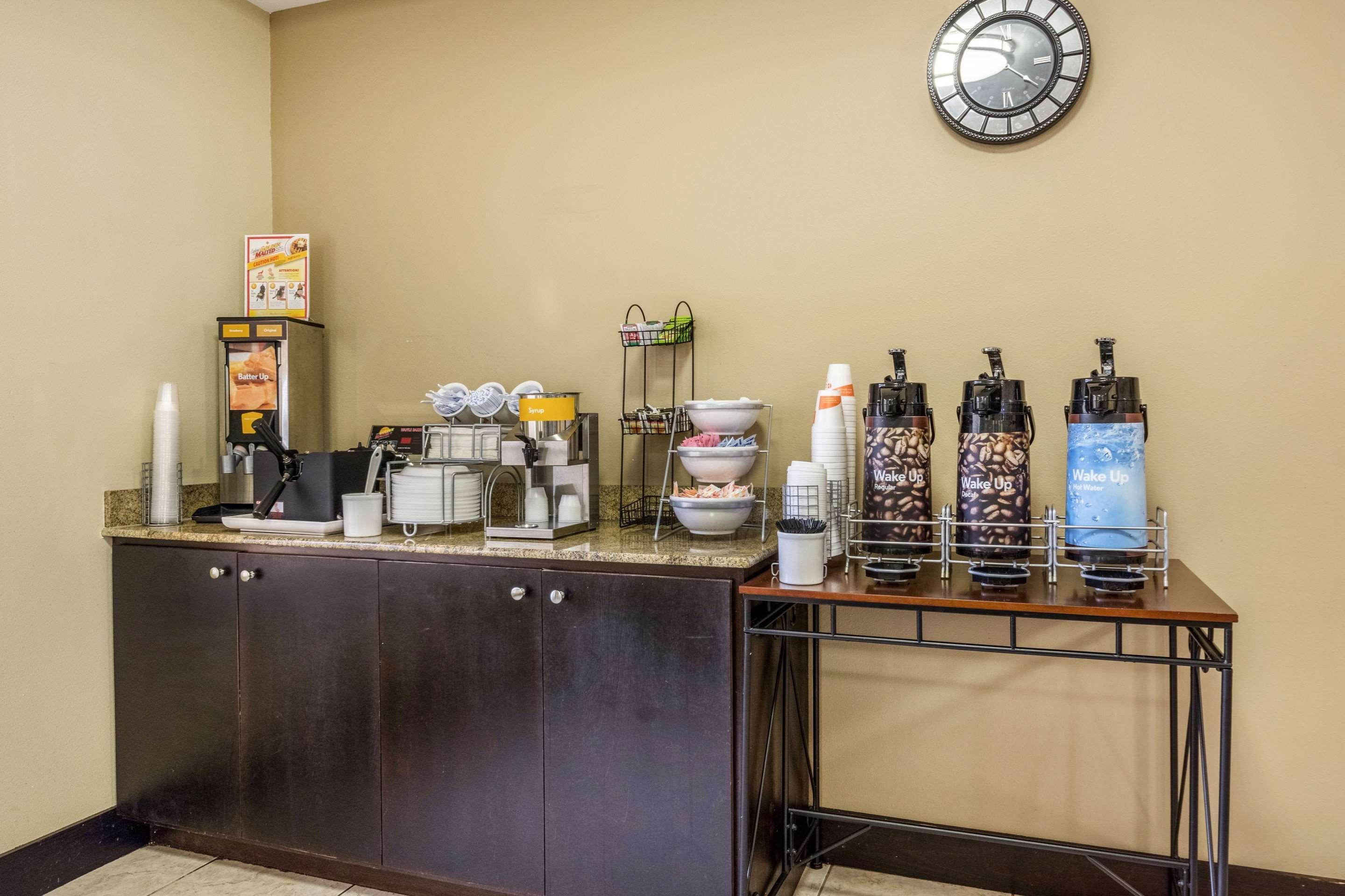 Comfort Inn & Suites Scott-West Lafayette Екстер'єр фото